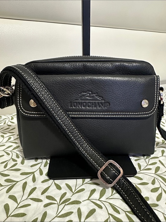 Longchamp Handbags - Longchamp Black Leather Shoulder Bag with Contrast Stitching